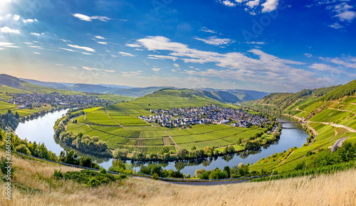 scenic moselle river loop at Leiwen, Trittenheim photo