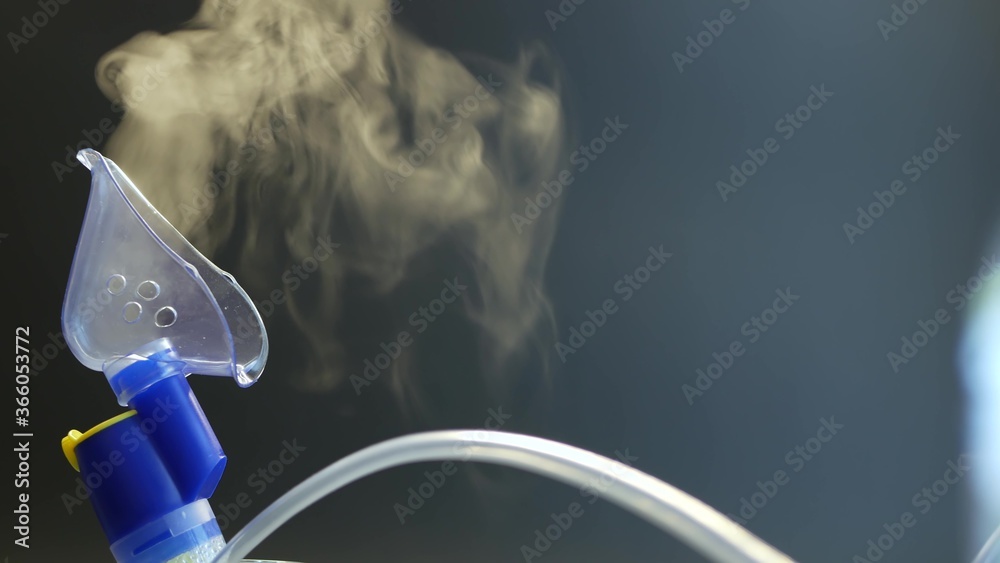 Oxygen mask of nebulizer, medical equipment for pneumonia, covid, sars and bronchitis treatment