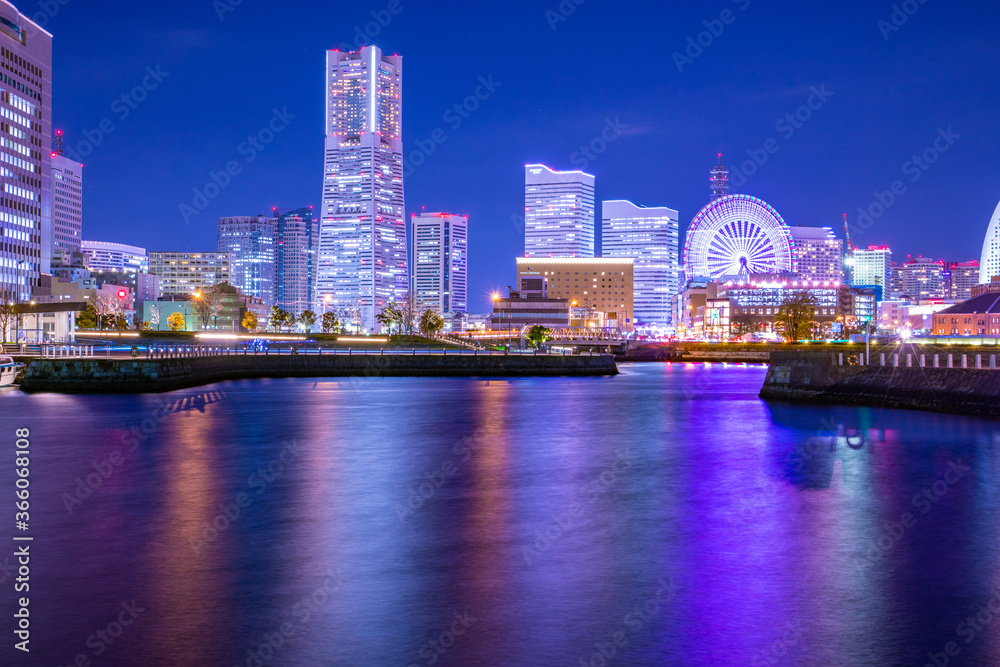 Naklejka premium 美しい横浜みなとみらいの夜景
