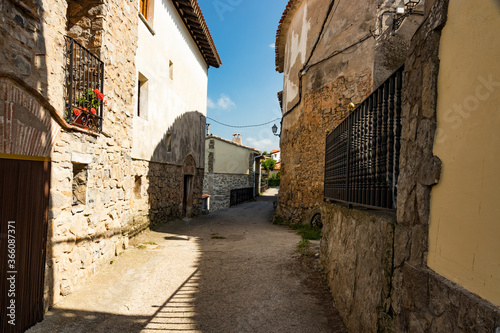 Paseo por el pueblo de Trevijano, Rioja y el cañon del rió de Leza photo