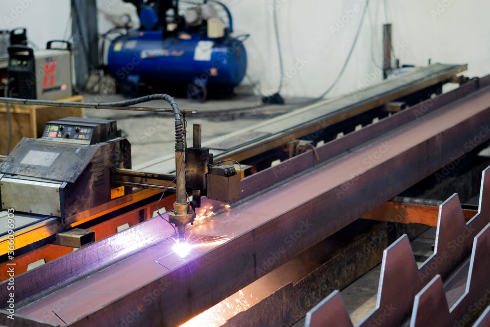 Plasma cutting machine. Plasma cutting machine.