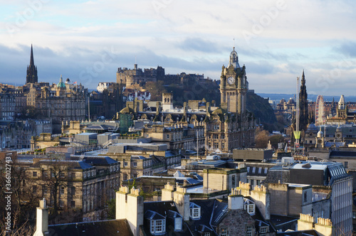 View on Edinburgh landscape with clock tower and castle in the background © Natalia