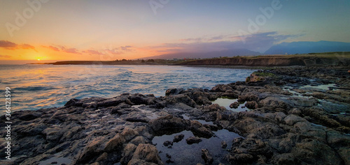 Sunset on the coast © Naturmani