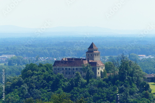 Burg an der steirischen Weinstraße photo