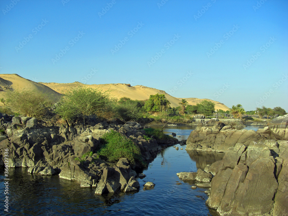 Egypte, rives du  Nil autour de l'île Éléphantine 