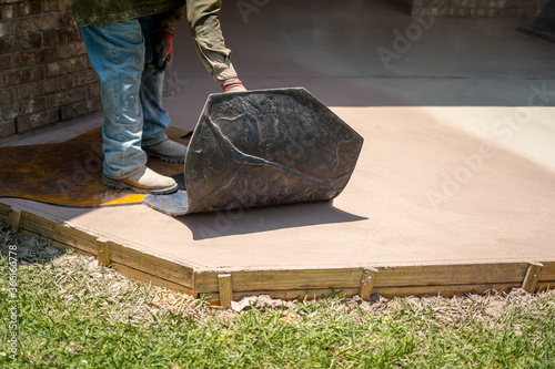 stamped concrete stamping