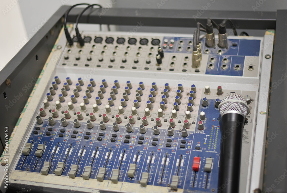 Sound control in stage performances