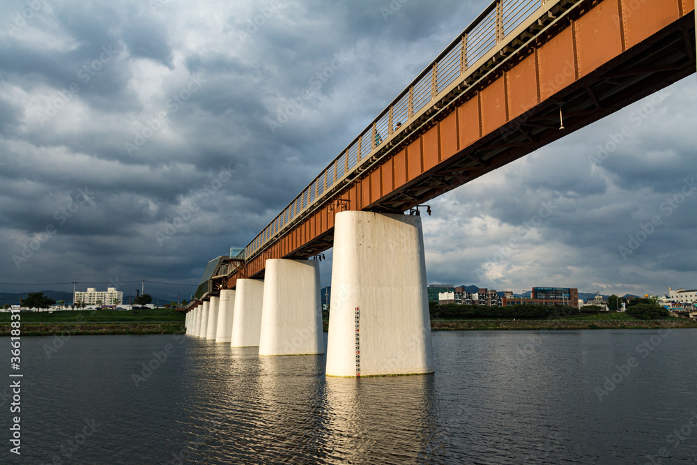A closed railway bridge in Daegu, Korea, which is now a park A closed railway bridge in Daegu, Korea, which is now a park