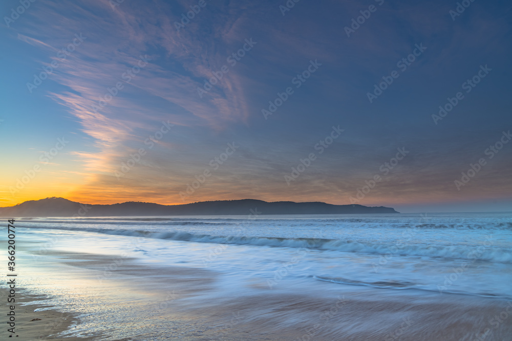 Light High Cloud Sunrise Seascape Light High Cloud Sunrise Seascape