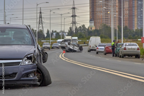 car crash accident on the road in the big city © justoomm