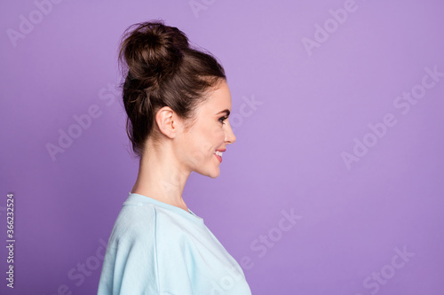 Profile side view photo of nice lovely youngster girl look copyspace enjoy autumn fall wekeend rest relax wear casual style clothes isolated over purple color background