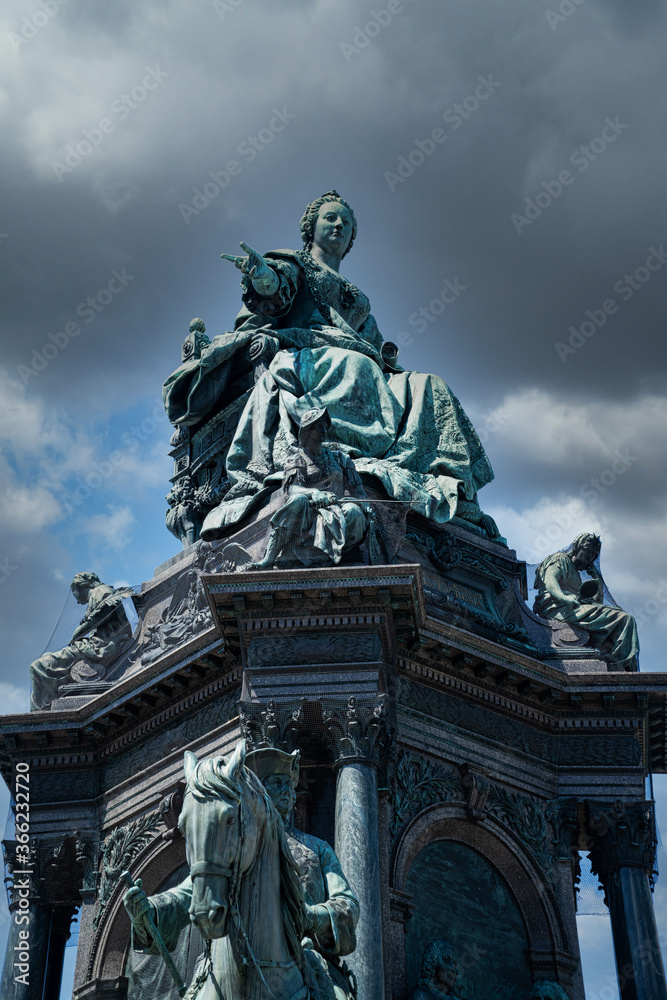 Maria Theresien Denkmal Wien