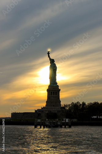 statue of liberty at sunset © Luca