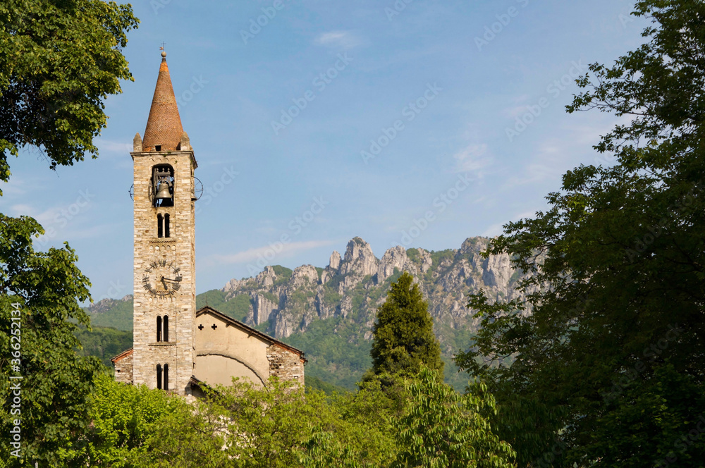 Scenic view of Santo Stefano church in Tesserete and Denti della Vecchia mountain range