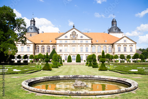 Schloss Hundisburg in Haldensleben, Barockschloss, Sommer, Sachsen-Anhalt photo