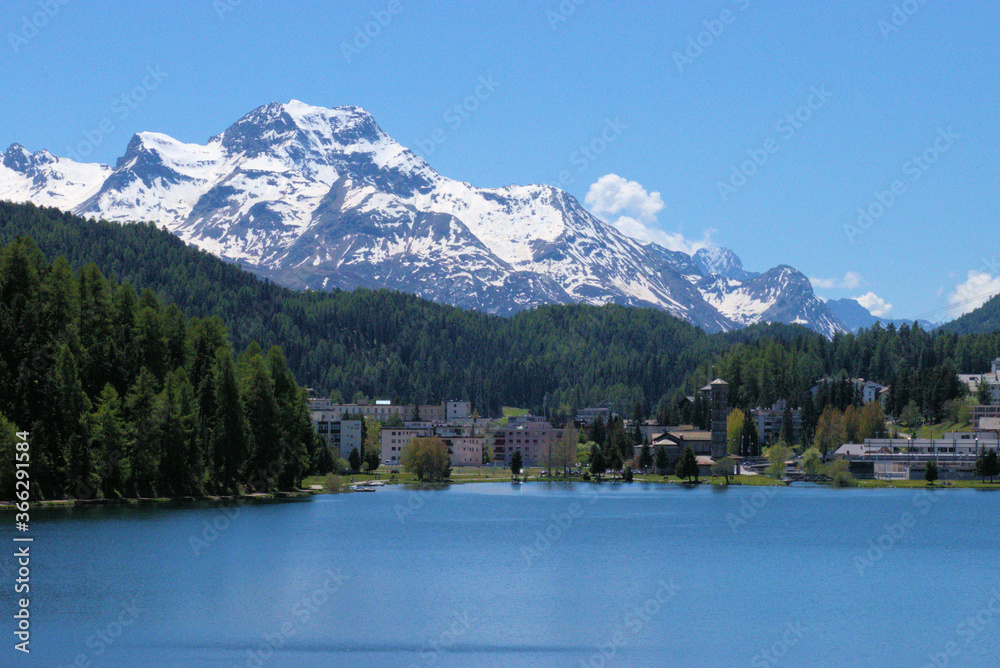 Sankt Moritz in der Schweiz am Seeufer 27.5.2020