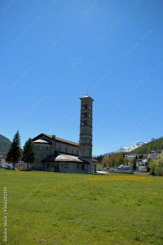 Kleine katholische Kirche in Sankt Moritz 27.5.2020