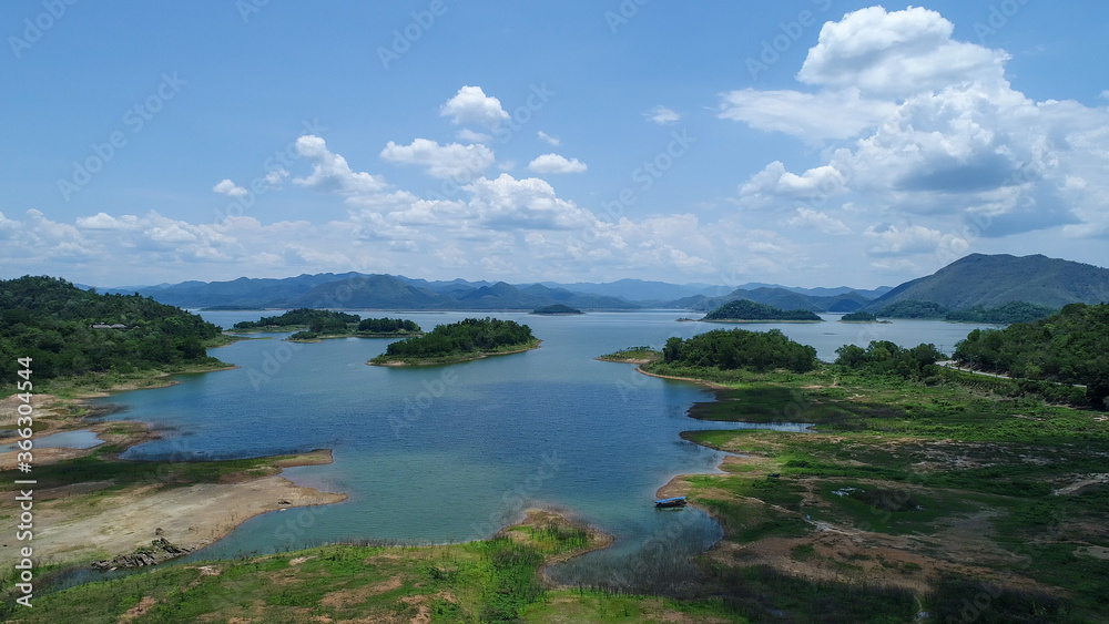 Parc national de Kaeng Krachan en Thaïlande vue du ciel Parc national de Kaeng Krachan en Thaïlande vue du ciel