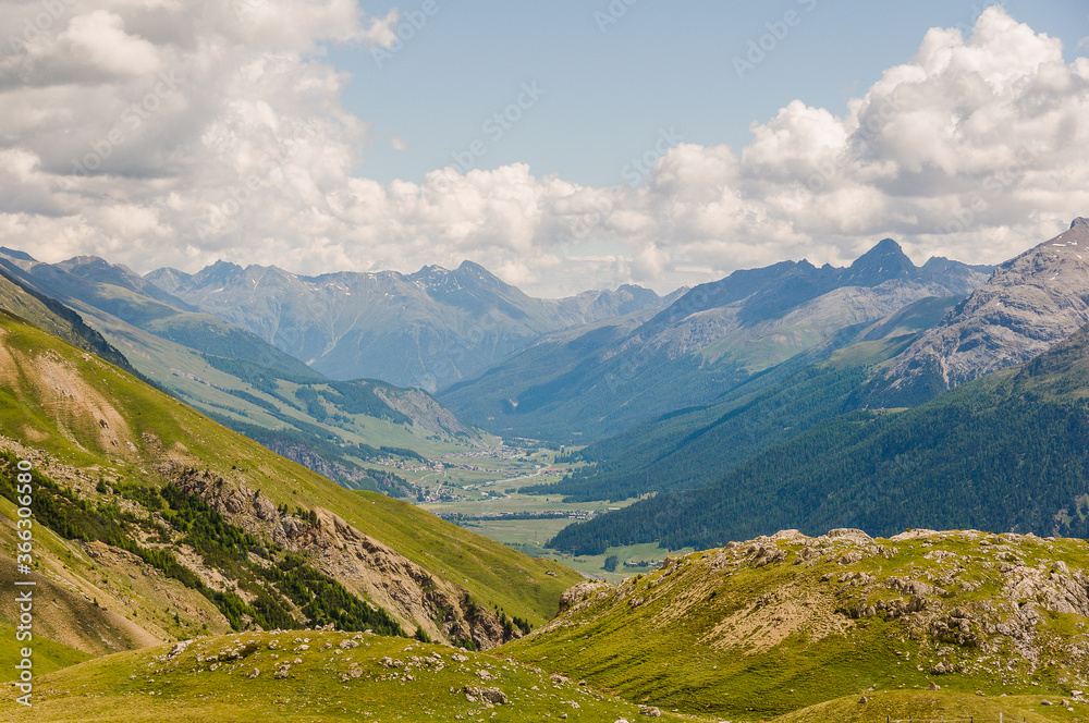 Corviglia, Samedan, Oberengadin, Inn, Fluss, Inntal, Wanderweg, Graubünden, Alpen, Sommer, Schweiz