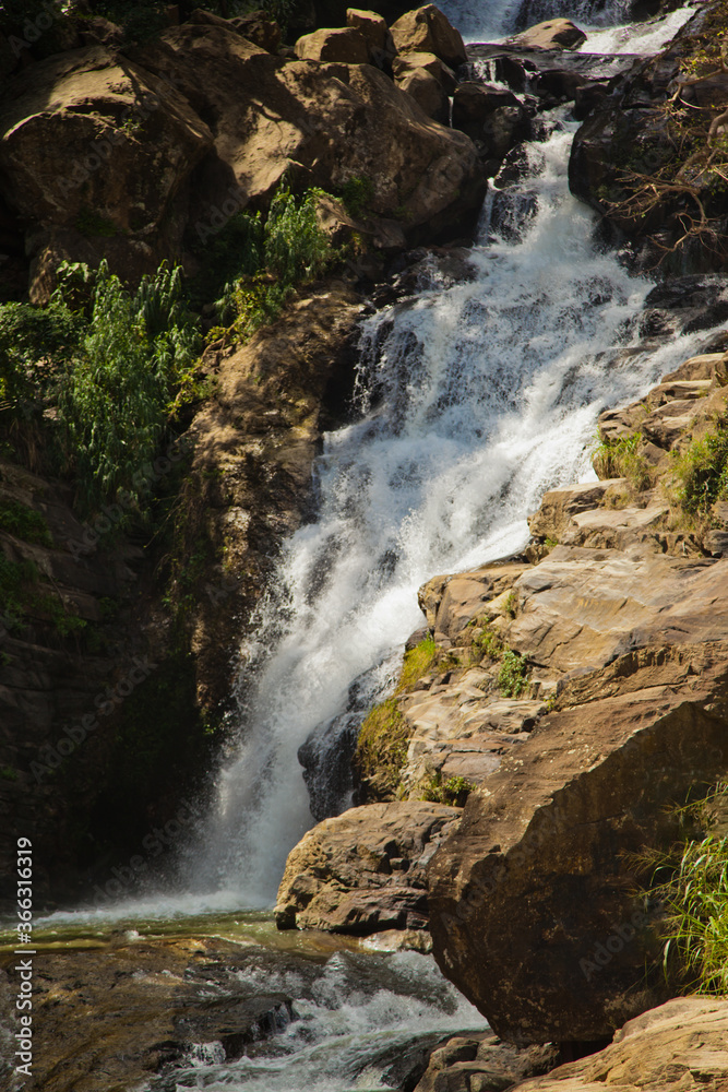 Naklejka premium waterfall in the mountains