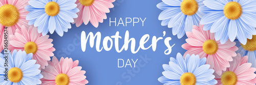 Happy Mothers day background with daisy flowers. Greeting card, invitation or sale banner template