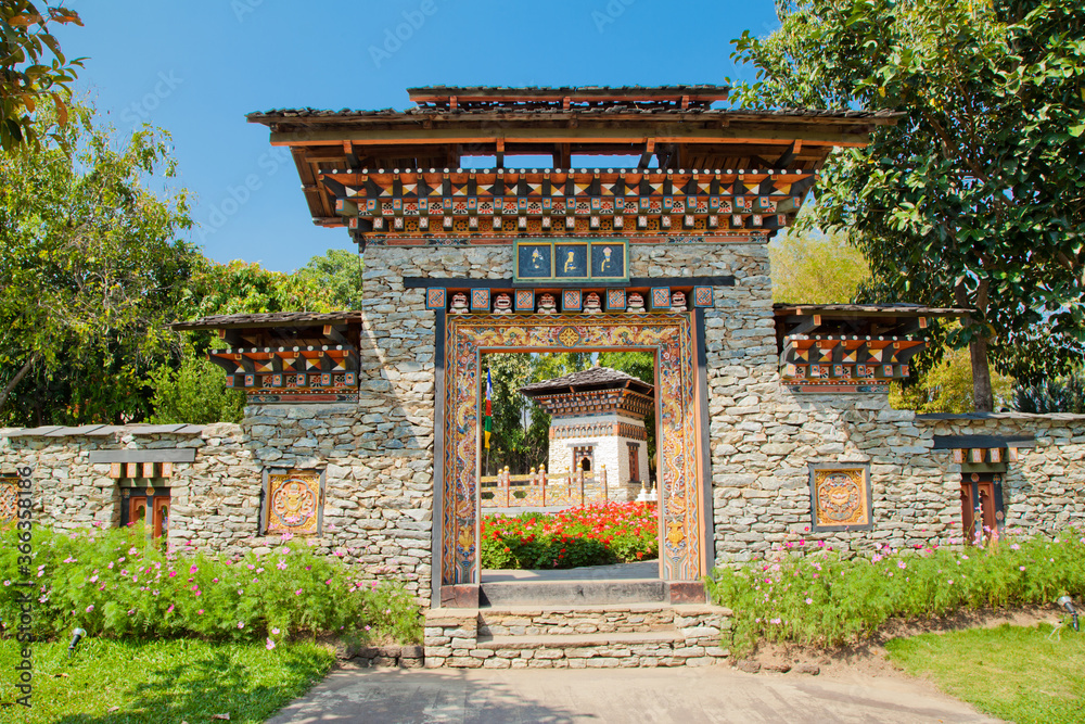 Obraz premium Сhinese temple in the garden in Chiang Mai, Thailand