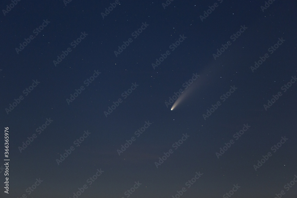 das komet Neowise in der nacht das komet Neowise in der nacht