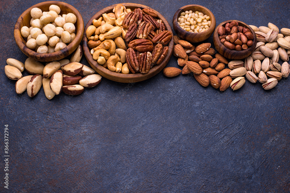 Almonds, pecan, macadamia, pistachio, and cashew Almonds, pecan, macadamia, pistachio, and cashew
