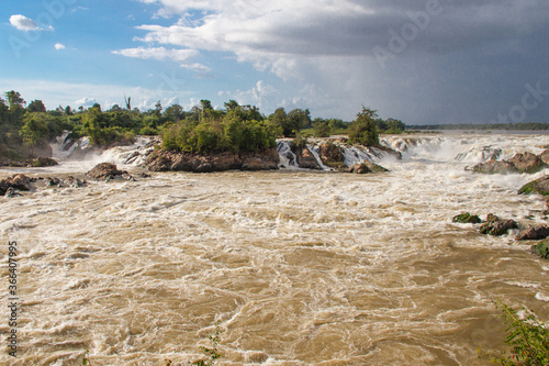 Khon Pha Peng waterfalls the 