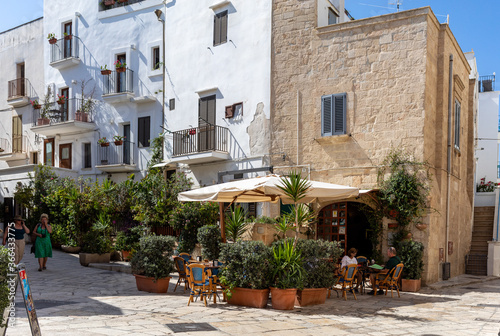 Fototapeta Naklejka Na Ścianę i Meble -  The charming and romantic historic old town of Polignano a Mare, Apulia, southern Italy
