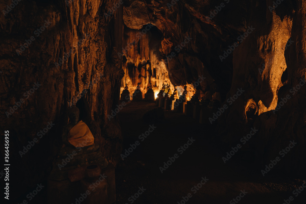 Wat khao thum mar rong Cave in Bangsaphan, Prachuapkhirikhan. Thailand Wat khao thum mar rong Cave in Bangsaphan, Prachuapkhirikhan. Thailand