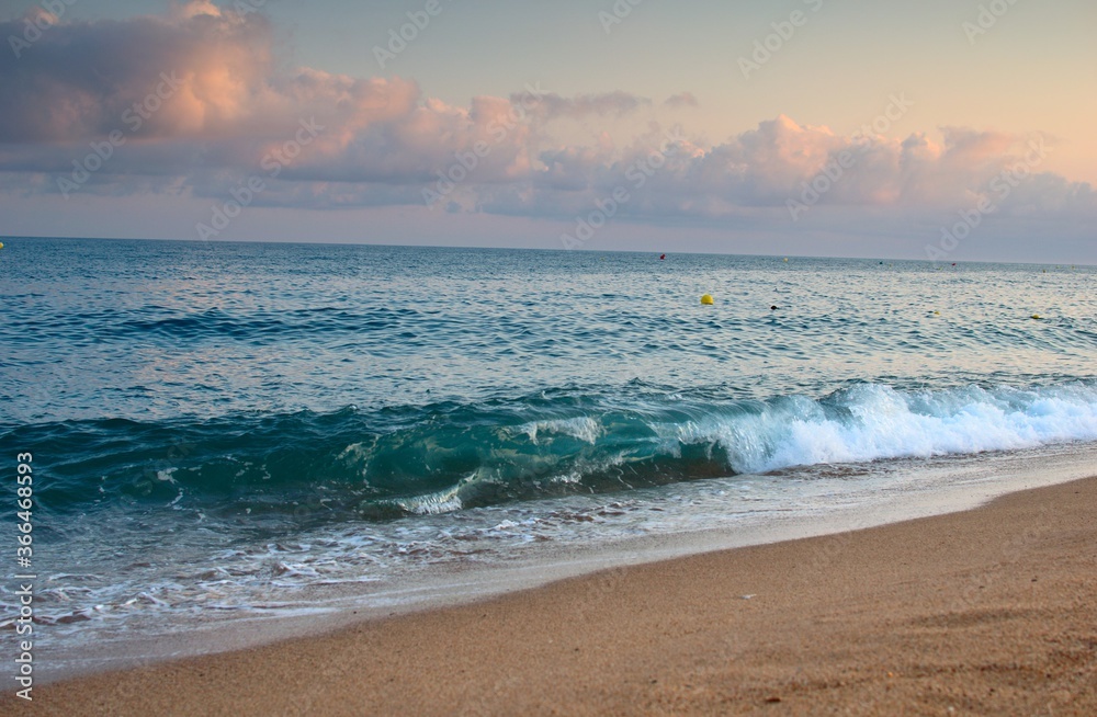 Fototapeta premium sea, wave, ocean, water, beach, waves, blue, surf, nature, coast, summer, sand, foam, splash, shore, sky, landscape, spray, power, travel, crash, white, vacation, outdoor, natural, Spain, travel, holi