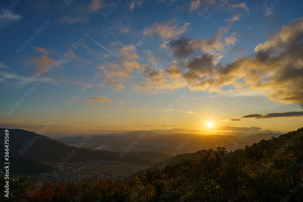 日本の夕日百選　野沢温泉村