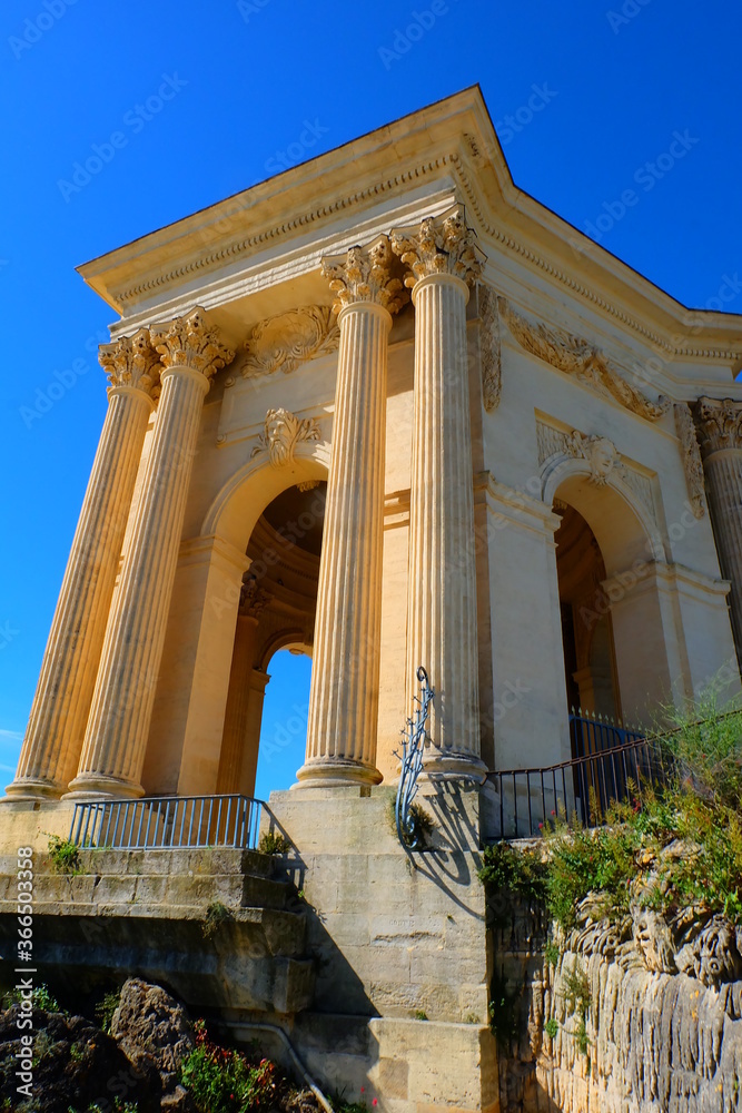 Obraz premium Peyrou Water Tower in Montpellier, France