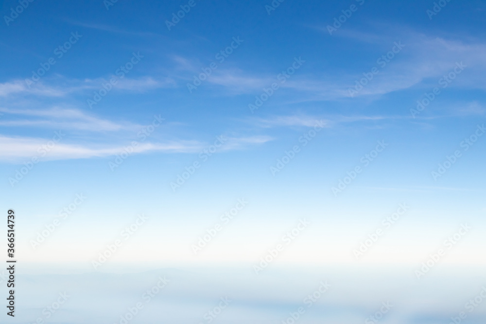 Fototapeta premium Clear blue sky with white cloud background
