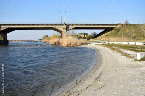 Foto bridge over river