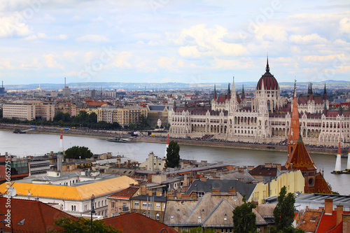 View of the Danube River and the Budapest skyline © leonidp