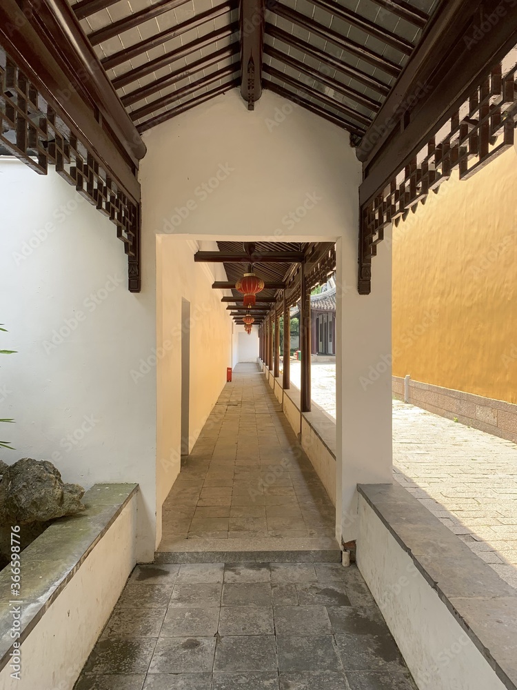 Obraz premium Corridor de la pagode Beisi à Suzhou, Chine 