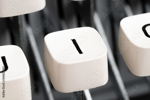 Manual Typewriter White Plastic Key Cap