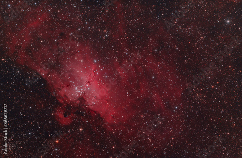Nebulosa M16 o Nebulosa Aquila nella costellazione del Serpente