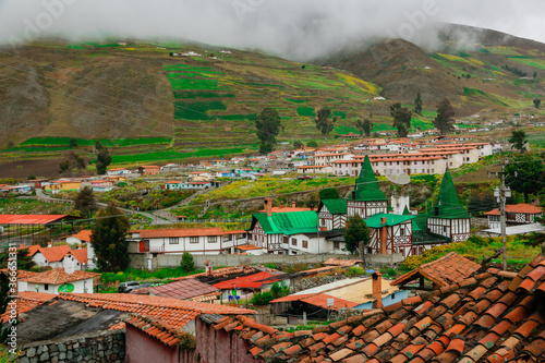 Venezuelan river lakes sunset cloudy south america cabins mountain agriculture river autumn cold american beautiful houses