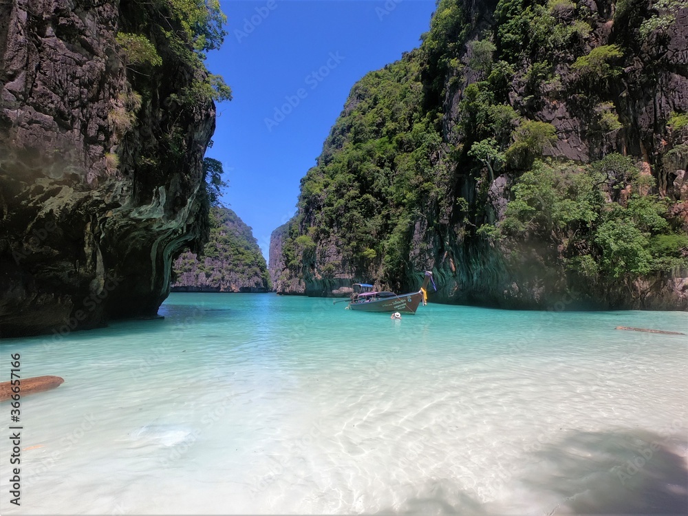 Obraz premium tropical beach in thailand