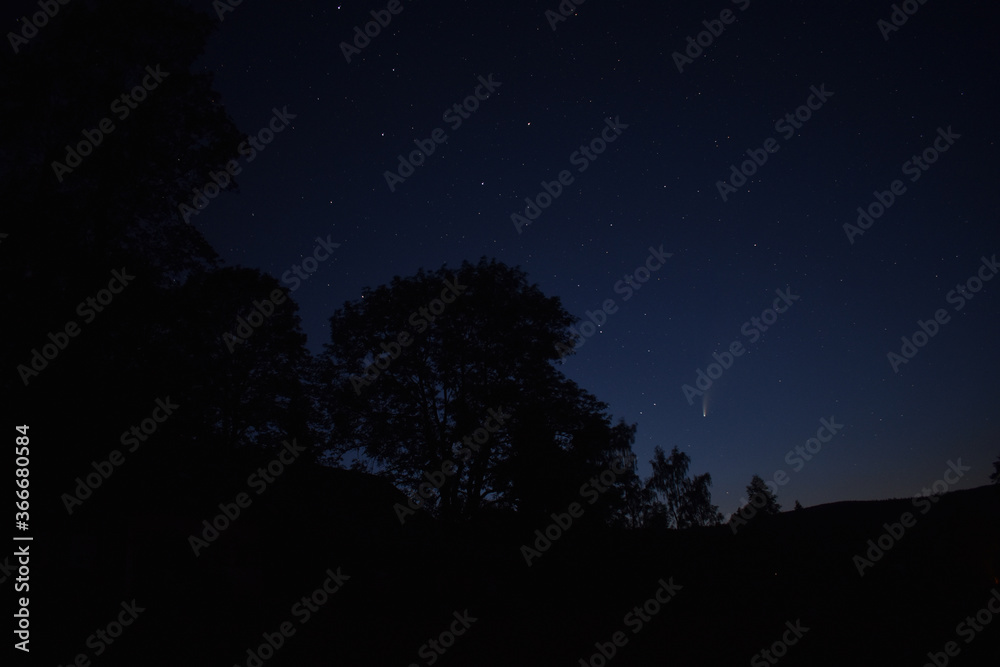 Neowise comet C/2020 F3 at night