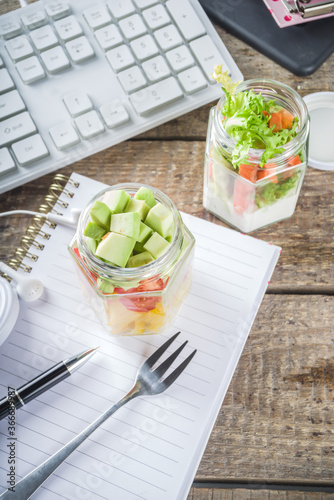 Office lunch: vegetable salad jars