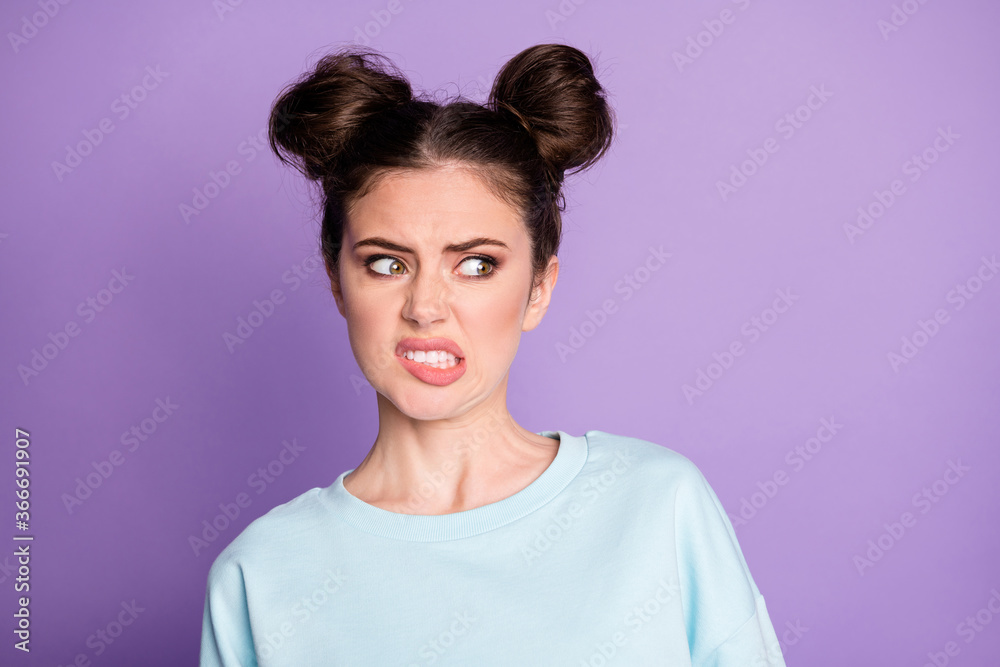 Close-up portrait of her she nice-looking attractive irritated evil girlfriend bad mood dislike ugly isolated over violet purple lilac bright vivid shine vibrant color background Close-up portrait of her she nice-looking attractive irritated evil girlfriend bad mood dislike ugly isolated over violet purple lilac bright vivid shine vibrant color background