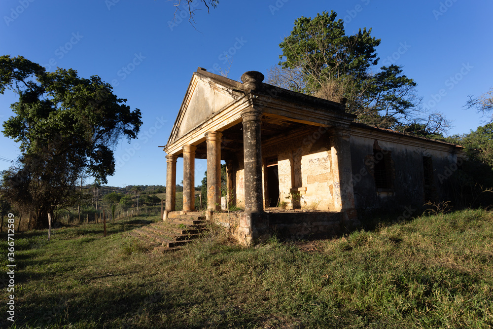 old abandoned building old abandoned building