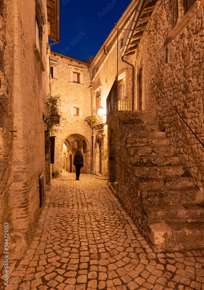 Naklejka premium Santo Stefano di Sessanio (Italy) - The ruins of Rocca Calascio, old medieval village with castle and church, 1400 meters above sea level on Apennine mountains, heart of Abruzzo region
