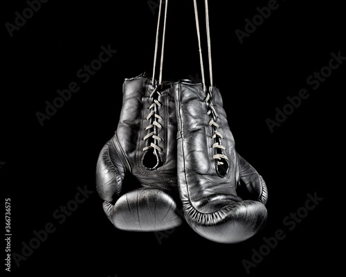 Boxing gloves on a black background  S1966 © focus