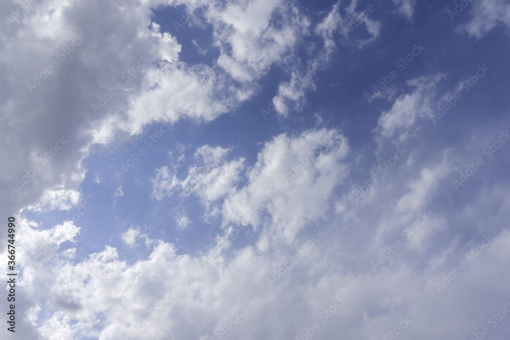 Naklejka premium 積雲