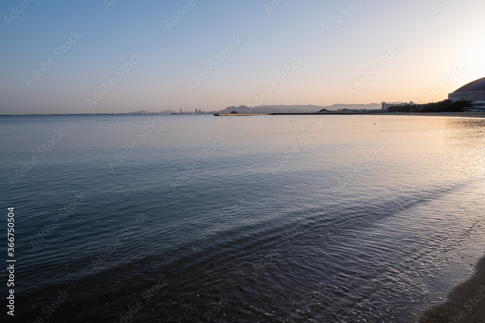 Fototapeta premium 静かな博多湾の風景